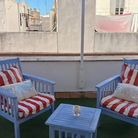 Precioso Atico En El Centro Historico De Apartman